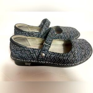 Alegria BEL-454 leather upper lining metallic chevron Mary Jane shoes Size 39